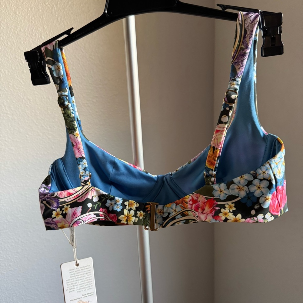 NWT AGUA BENDITA Balena Dreamin Bikini Top In Pink Floral Multi Sz S - Picture 11 of 12